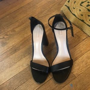 Aldo women’s black strappy leather sandal heel